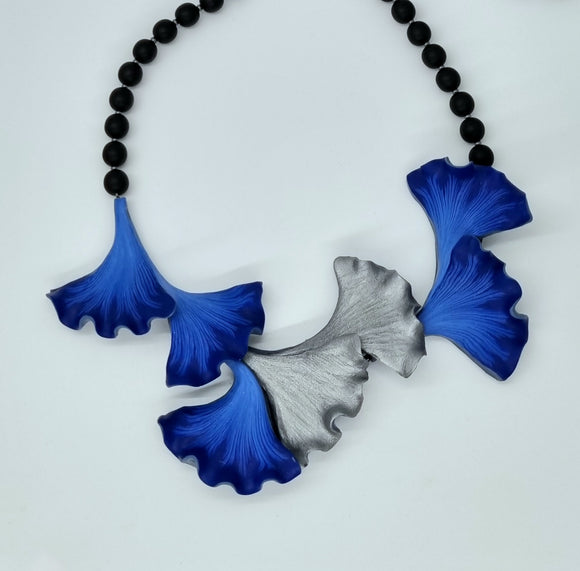 Iris necklace (small)