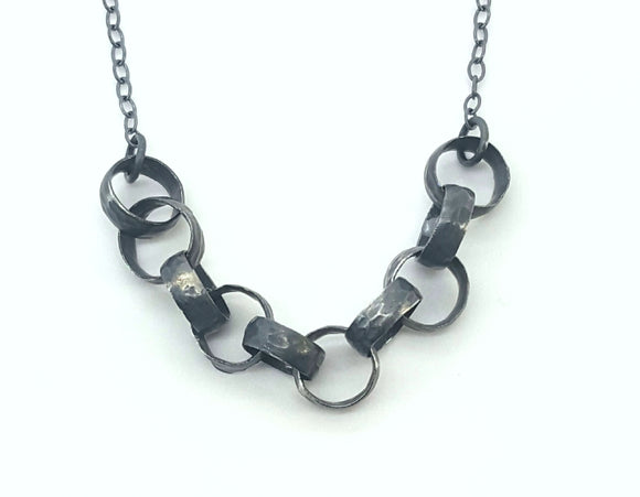Silver – Tagged necklace – wiwat kamolpornwijit